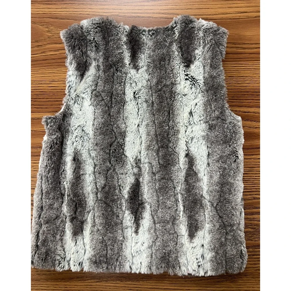 XL 14/16 Cat & Jack‎ Girls furry vest vvguc if not EUC